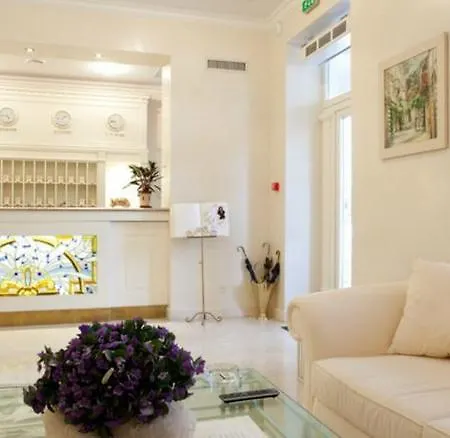 Palace Del Mar Hotel 5*