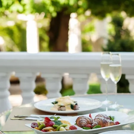 Hotel Palace Del Mar