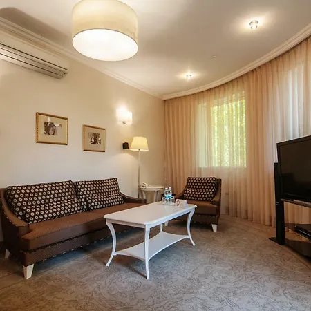 Palace Del Mar Hotel Odessa
