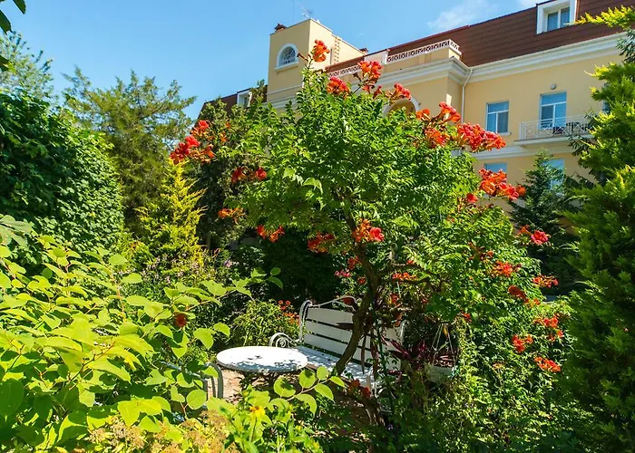 Palace Del Mar Szálloda