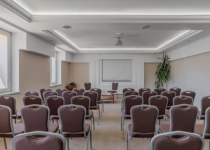 Hotel Palace Del Mar 5*